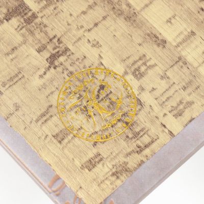 Сейф-книга дерево кожзам, зеркало "Компас" 24х16х5 см