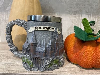 Пивная кружка коллекционная "Hogwarts"